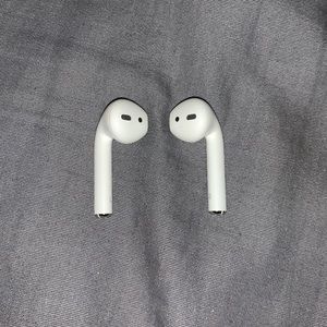AirPods ONLY no case